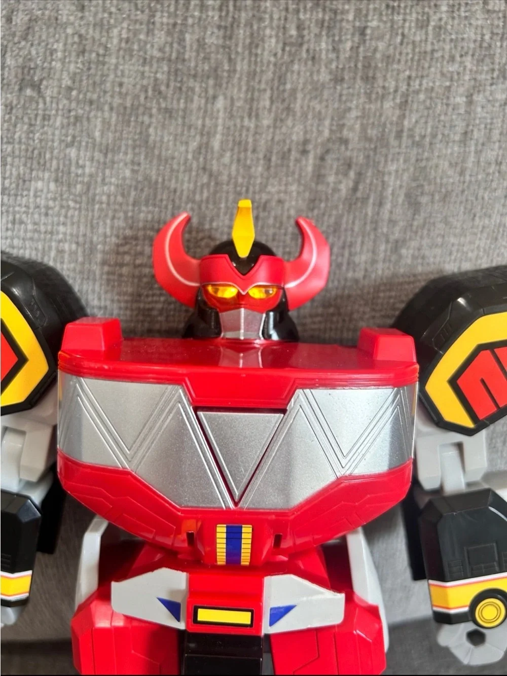 Power Rangers Megazord Action Figure Toy 12” Talks Lights